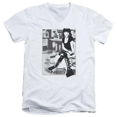 Ncis/relax - S/s Adult V-neck 30/1 - White